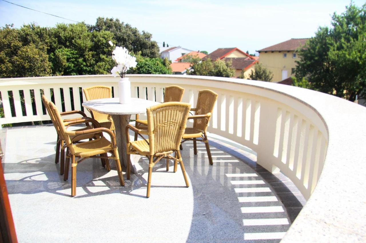 Villa Lusi House Sveti Filip i Jakov Esterno foto