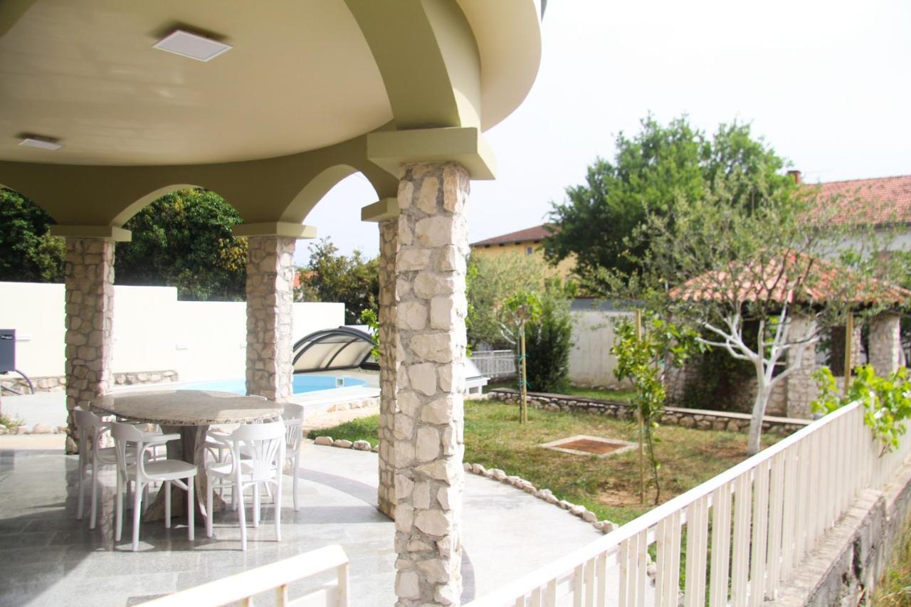 Villa Lusi House Sveti Filip i Jakov Esterno foto