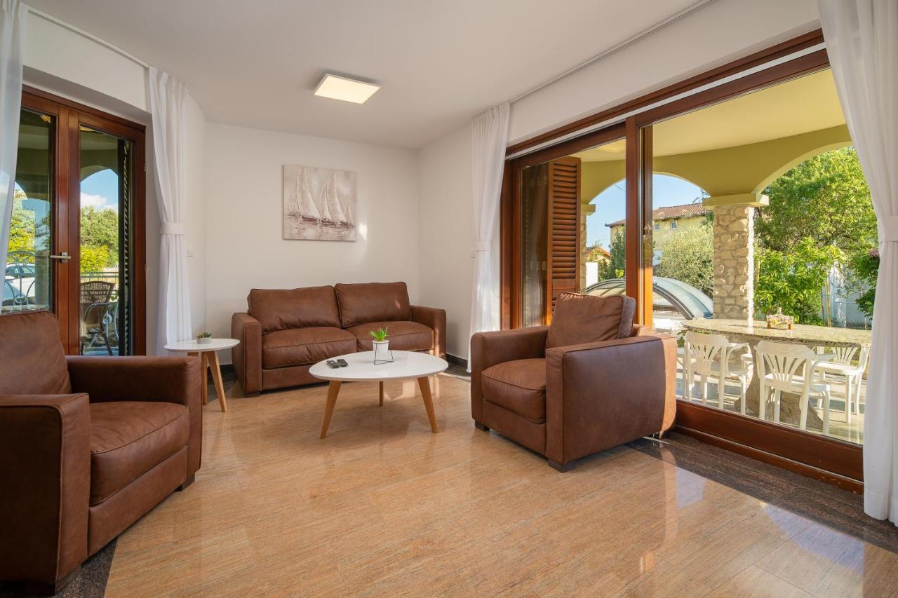 Villa Lusi House Sveti Filip i Jakov Esterno foto