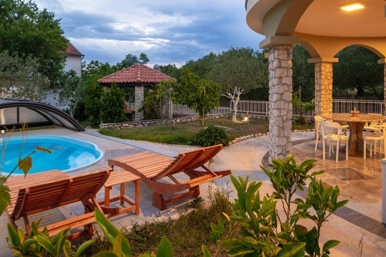 Villa Lusi House Sveti Filip i Jakov Esterno foto