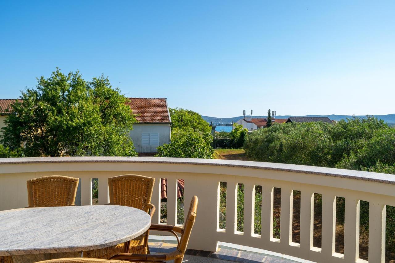 Villa Lusi House Sveti Filip i Jakov Esterno foto