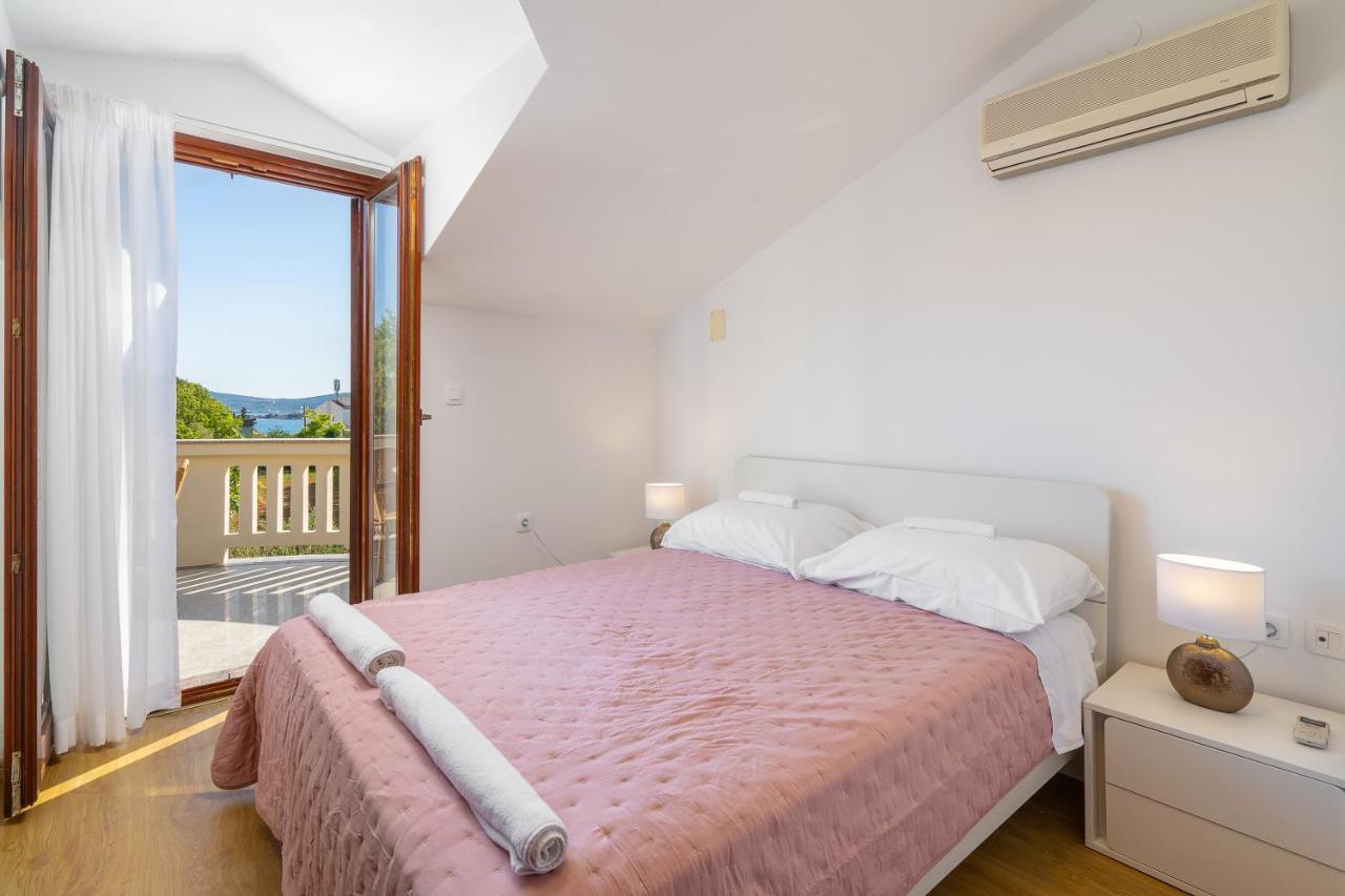 Villa Lusi House Sveti Filip i Jakov Esterno foto